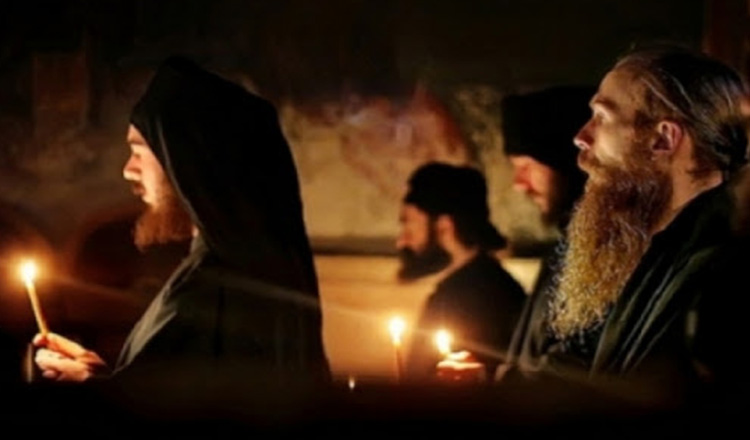Sfântul Munte Athos se roaga în această noapte pentru încetarea epidemiei cu noul coronavirus.