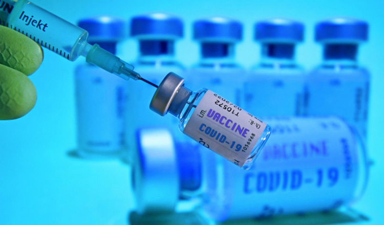 După decesele din Norvegia, experţii în sănătate solicită suspendarea vaccinării cu  Pfizer