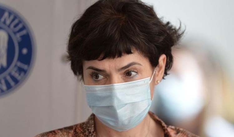 CIRC Andreea Moldovan a fost așteptată de Oana Lovin la Ministerul Sănătății: Ești o incompetentă și o dobitoacă, fă nenorocito