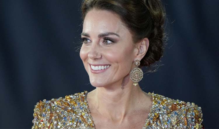 Kate Middleton, apariție răvășitoare la premiera filmului James Bond. Ce ascunde ținuta inspirată de Prințesa Diana
