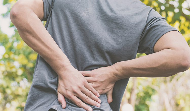 Cel mai puternic tratament împotriva durerilor de spate – Îți ia durerea cu mâna